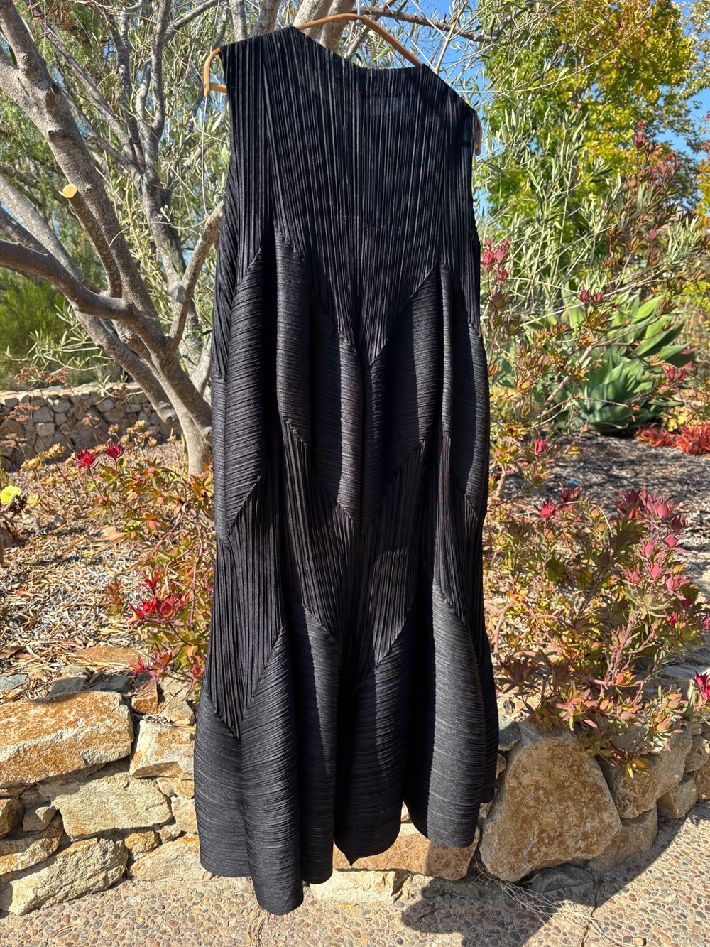 Issey Miyake Pleats Please Black Origami-Style Ruffled Dress - Picture 3 of 6